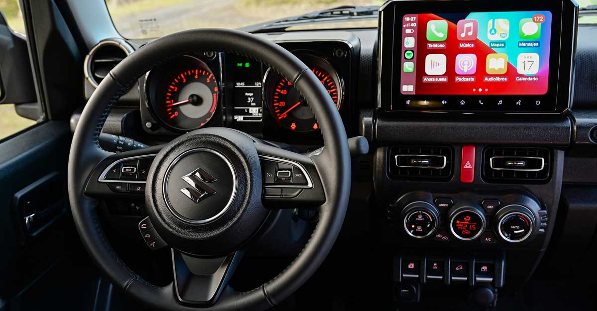 suzuki jimny 5 puertas interior