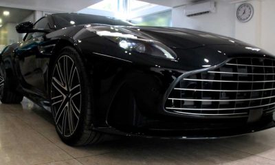 Aston-Martin-DB12