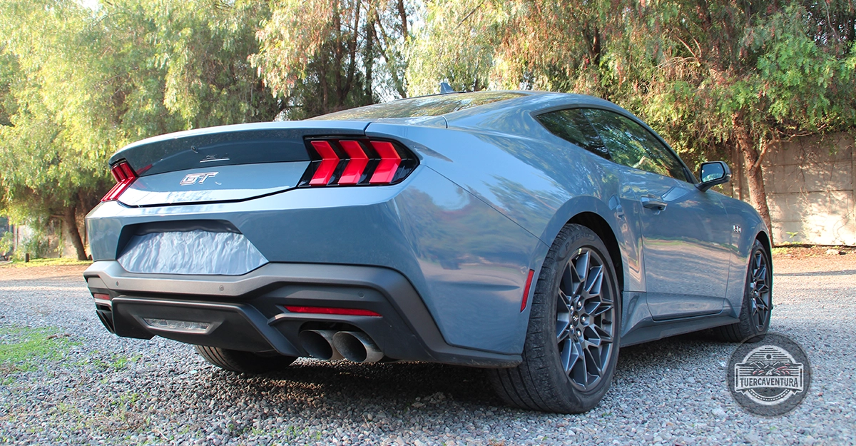 Ford Mustang 2024 Test drive