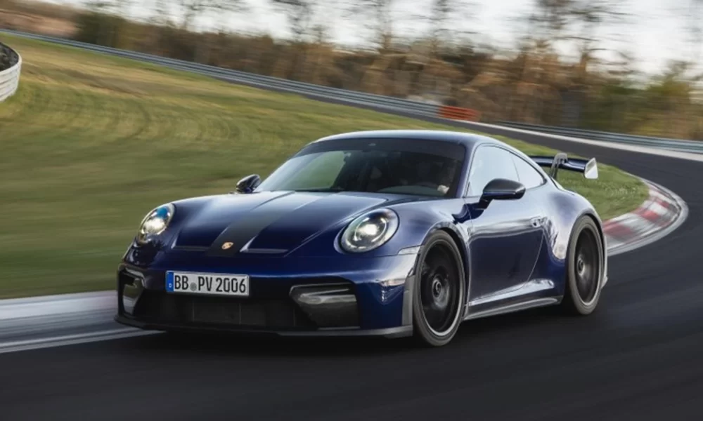 Porsche 911 GT3 Nürburgring record 1