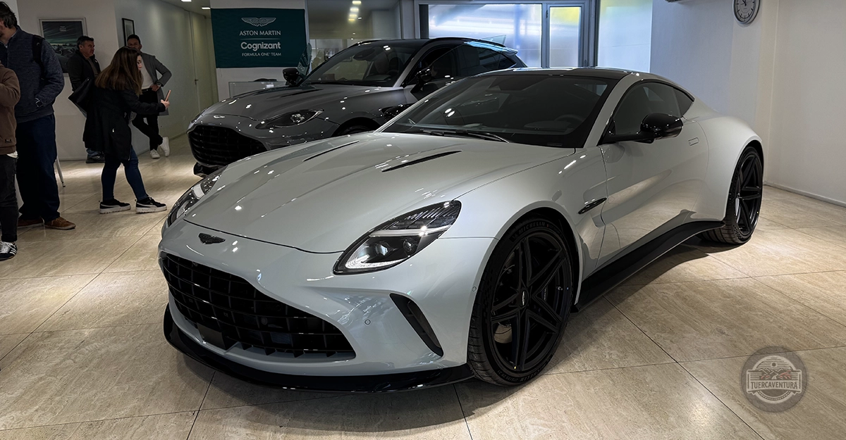 Aston Martin Vantage