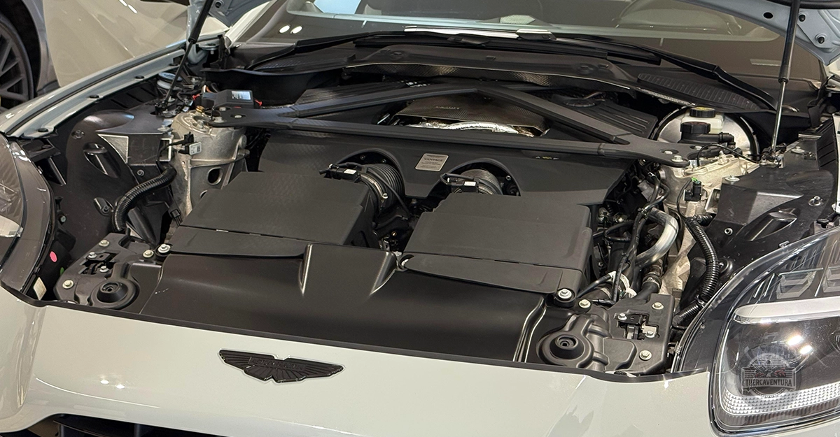 Aston Martin Vantage