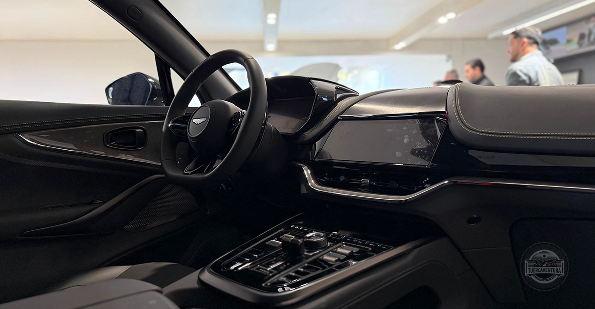 Aston Martin Vantage