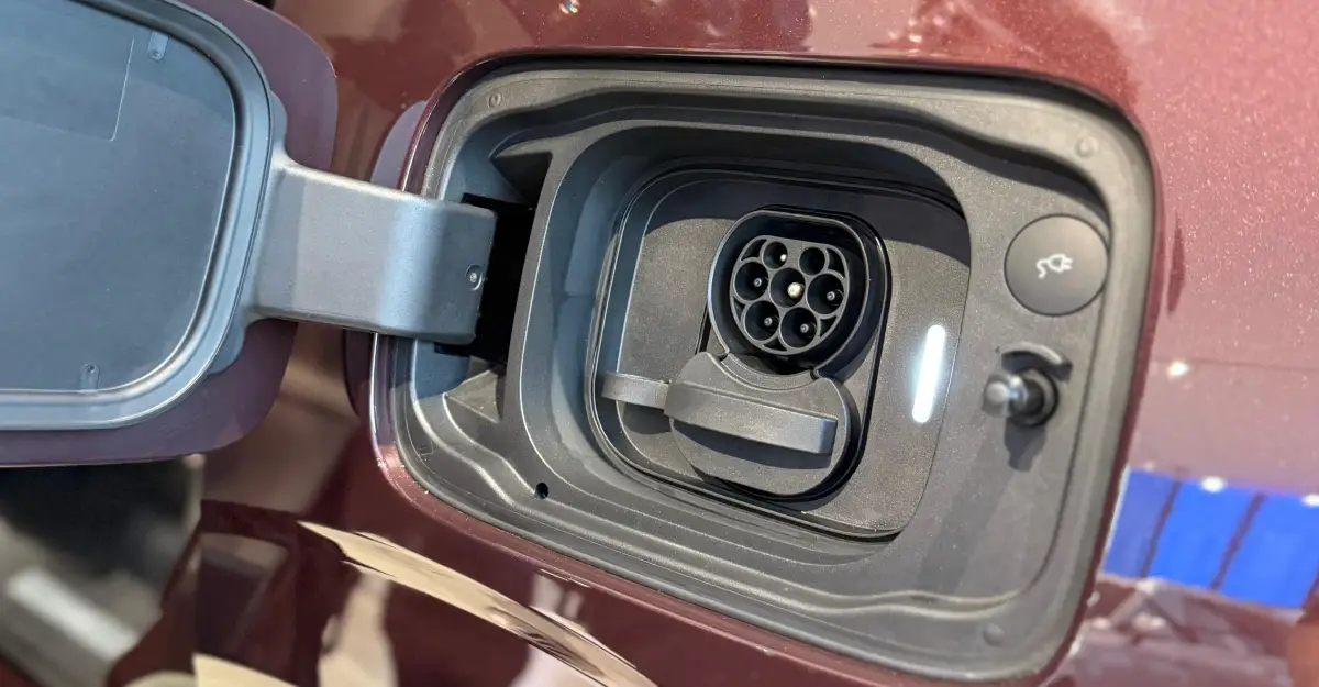Volvo EX90