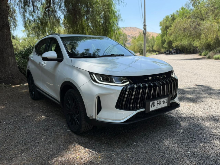 Test Drive Jetour X50