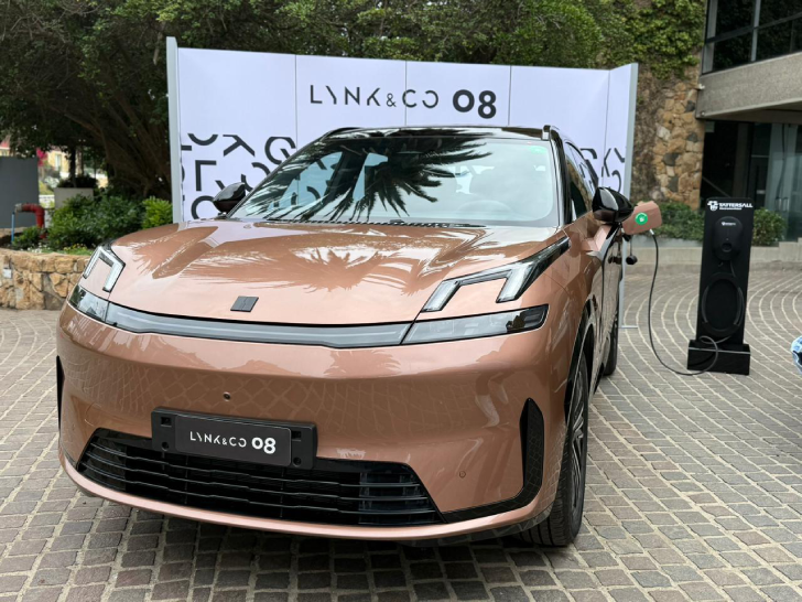Lynk & Co 08